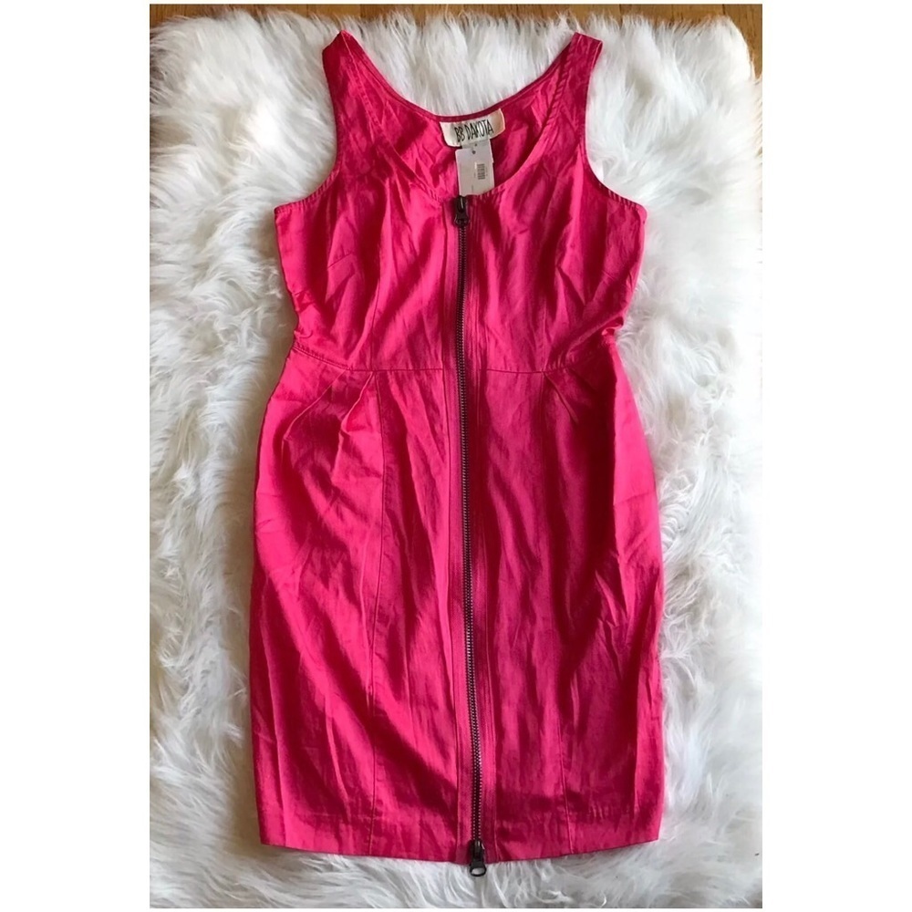 ModCloth BB DAKOTA PINK ZIPPER DRESS NWT size 2